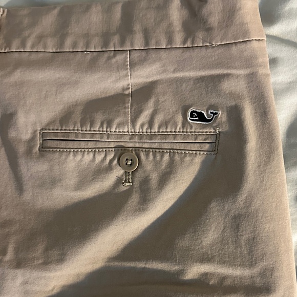 Men's Beige Flat Front Shorts - Vineyard Vines - Picture 3 of 4
